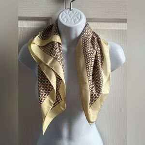 Glentex Vintage Acrylic Scarf. Square 22x22.